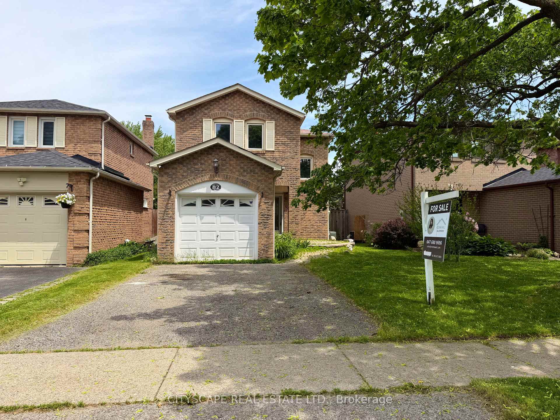 82 Chatfield Drive, Ajax, ON L1T 2J9, Ajax — photo 1