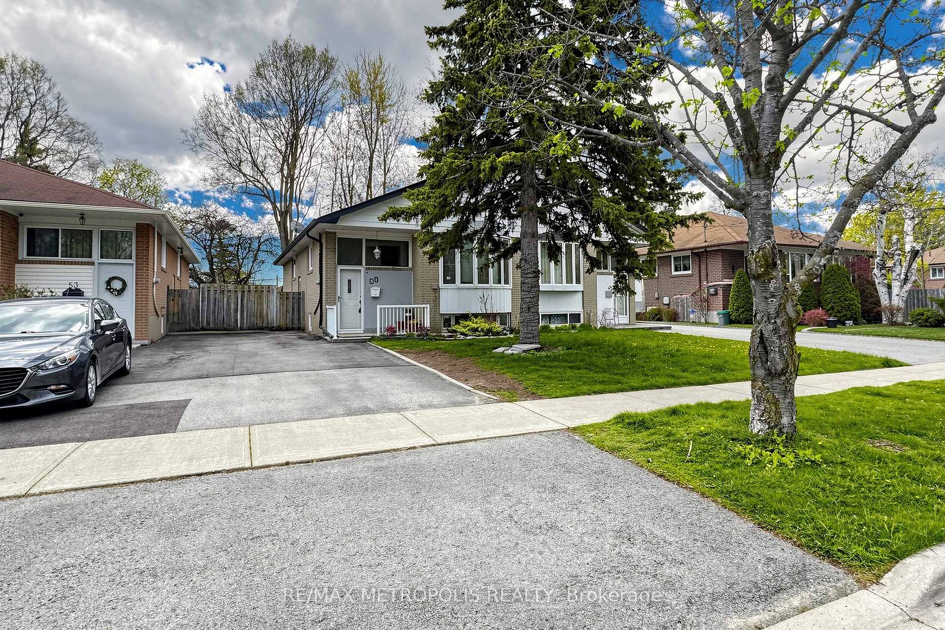 51 Greyabbey Trail, Toronto, ON M1E 1V8, Toronto E08 — photo 1