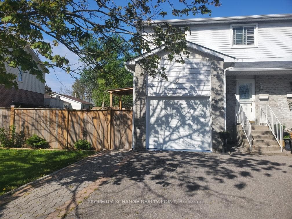 12 Waverly Street S, Oshawa, ON L1J 5T7, Oshawa — photo 1