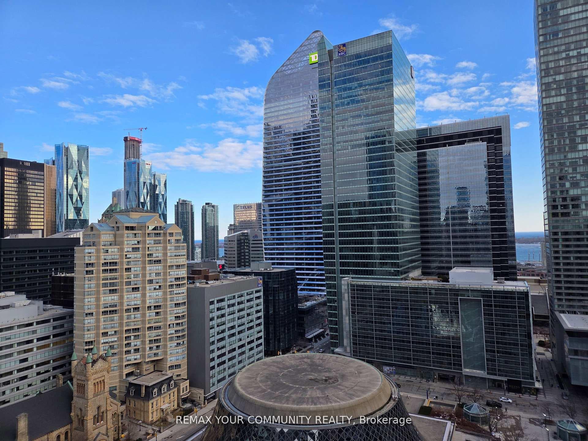 224 King Street W 2107, Toronto, ON M5V 1H8, Toronto C01 — photo 1