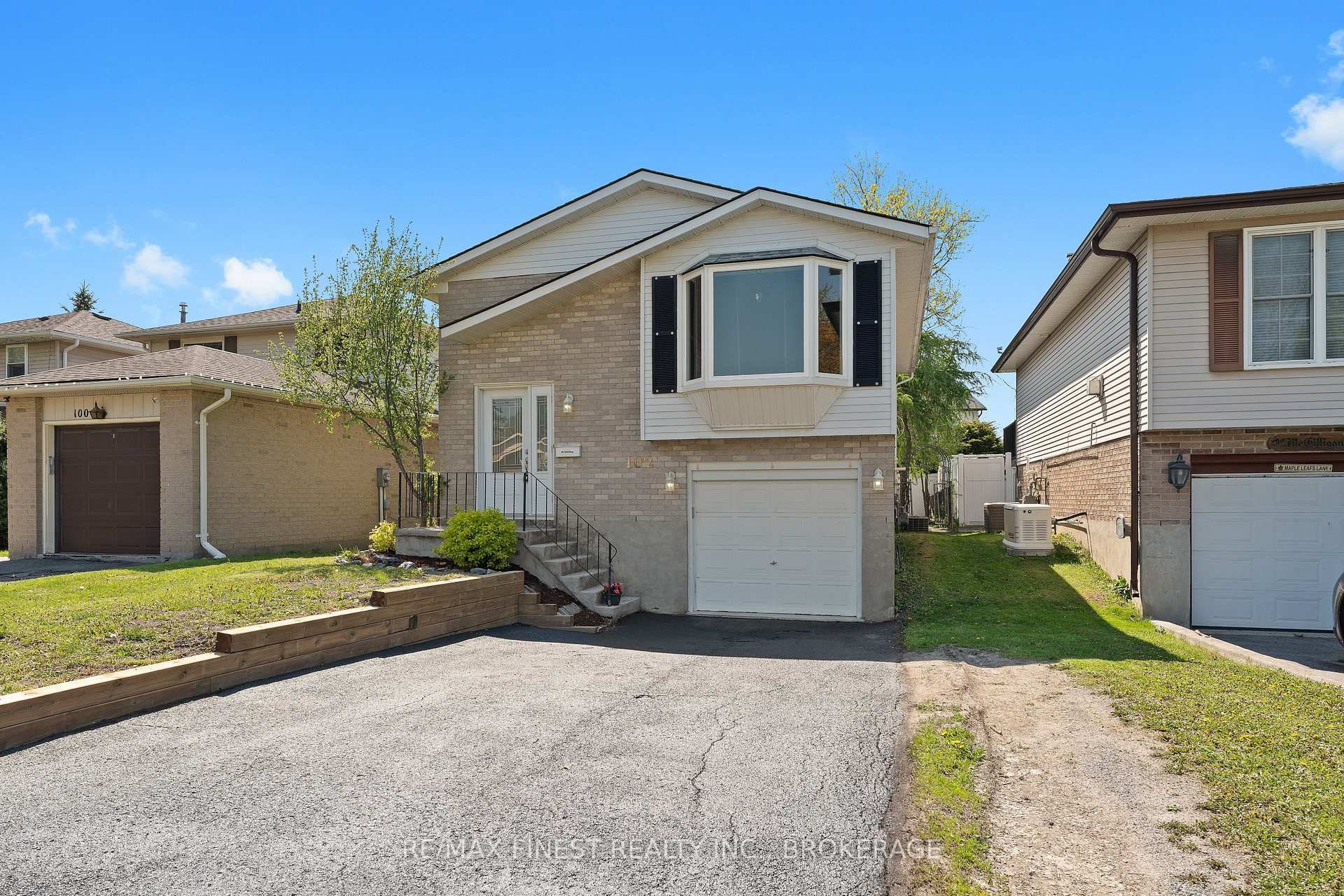 102 Grenadier Drive, Kingston, ON K7K 6E9