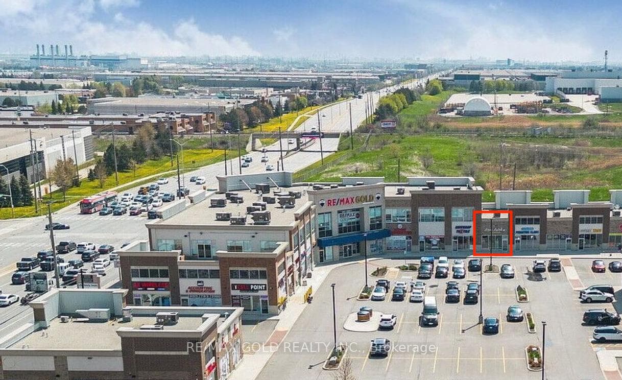 2720 North Park Drive 58, Brampton, ON L6S 0E9, Brampton — photo 1
