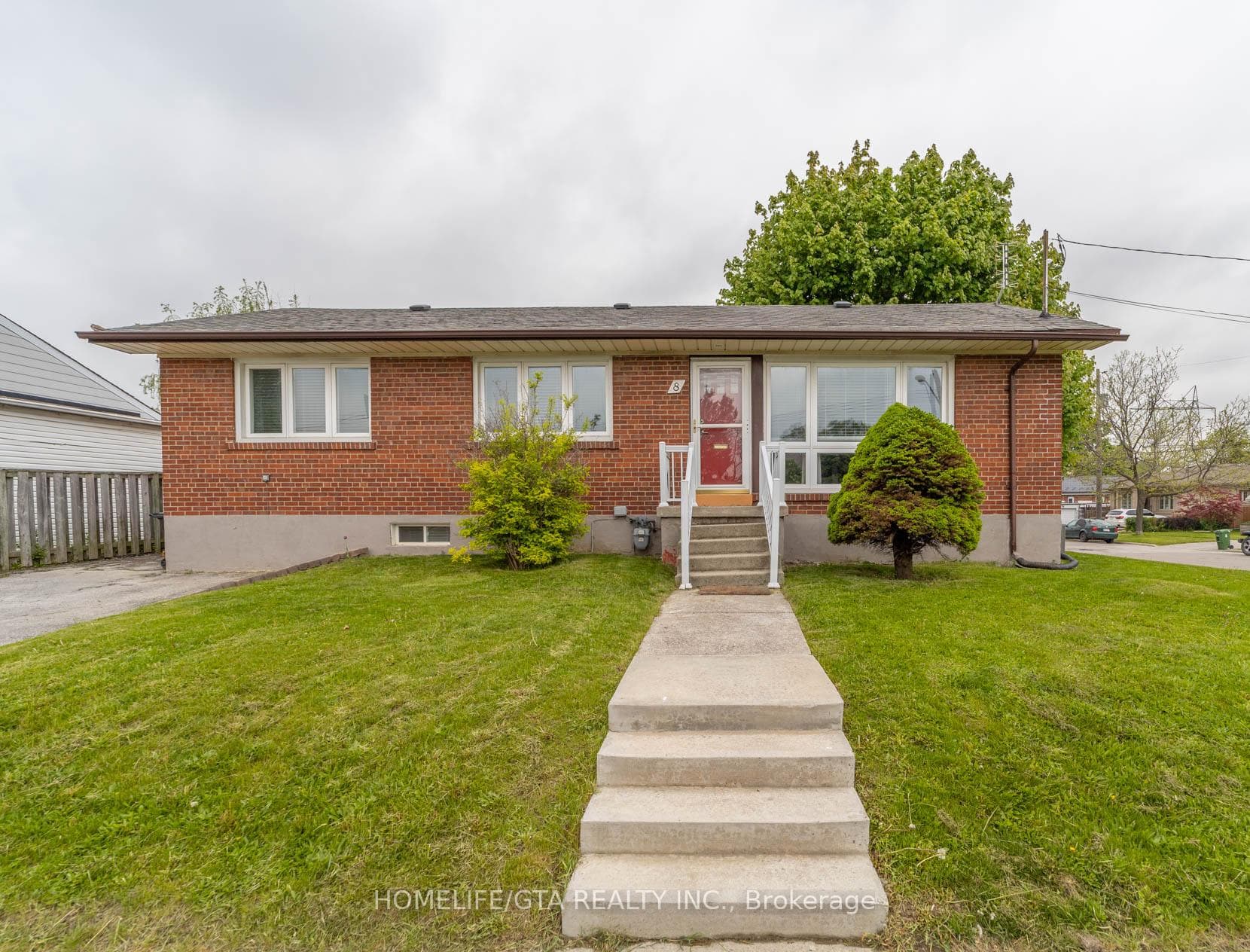 8 Laxford Avenue, Toronto, ON M1R 1M6, Toronto E04 — photo 1