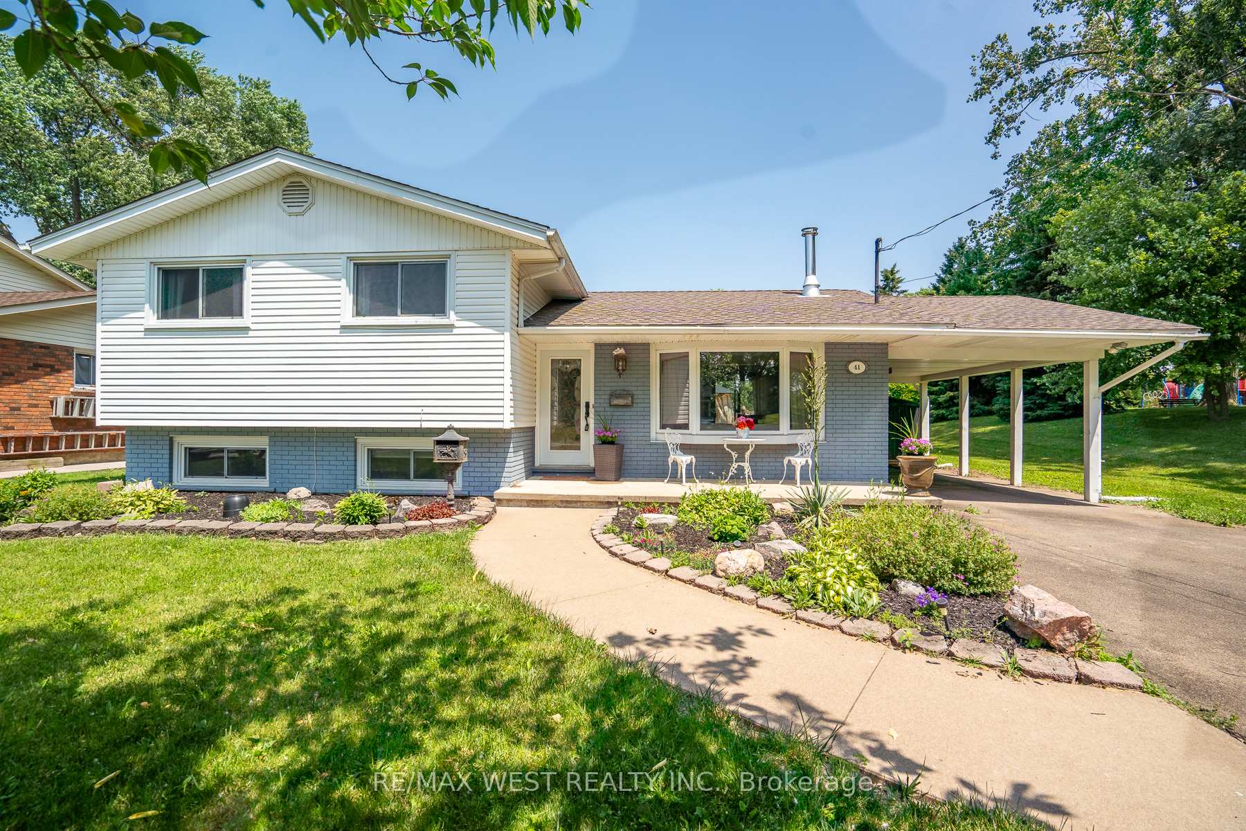 41 Rita Street, Welland, ON L3C 3R3, Welland — photo 1