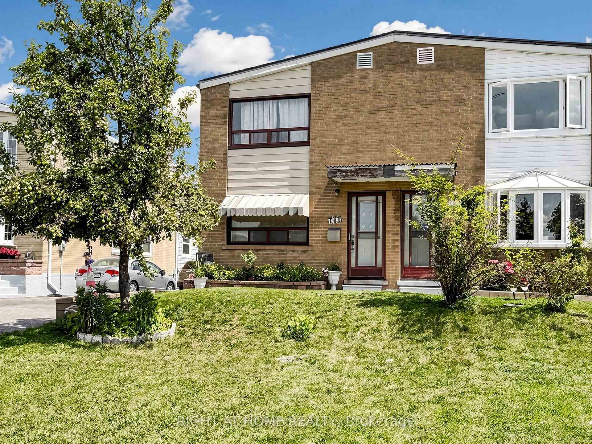 771 Birchmount Road, Toronto, ON M1K 1R7, Toronto E04 — photo 1