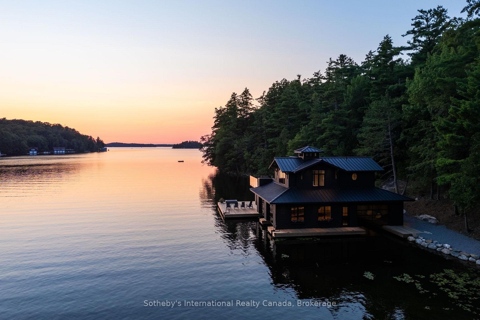 1097 Armstrong Point Road, Muskoka Lakes, ON P0B 1J0, Muskoka Lakes — photo 1
