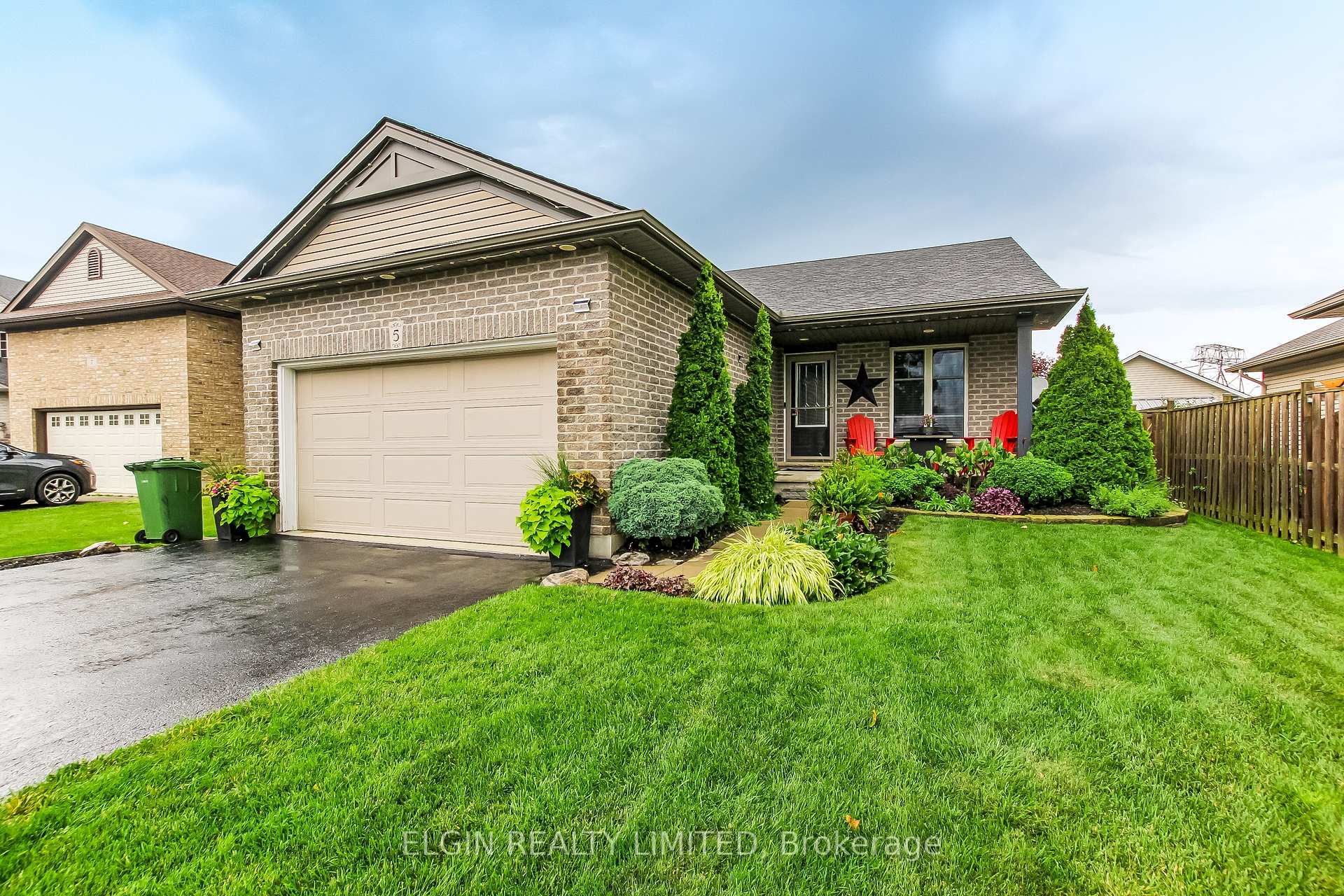 5 Hawthorn Court, St. Thomas, ON N5P 0A1, St. Thomas — photo 1