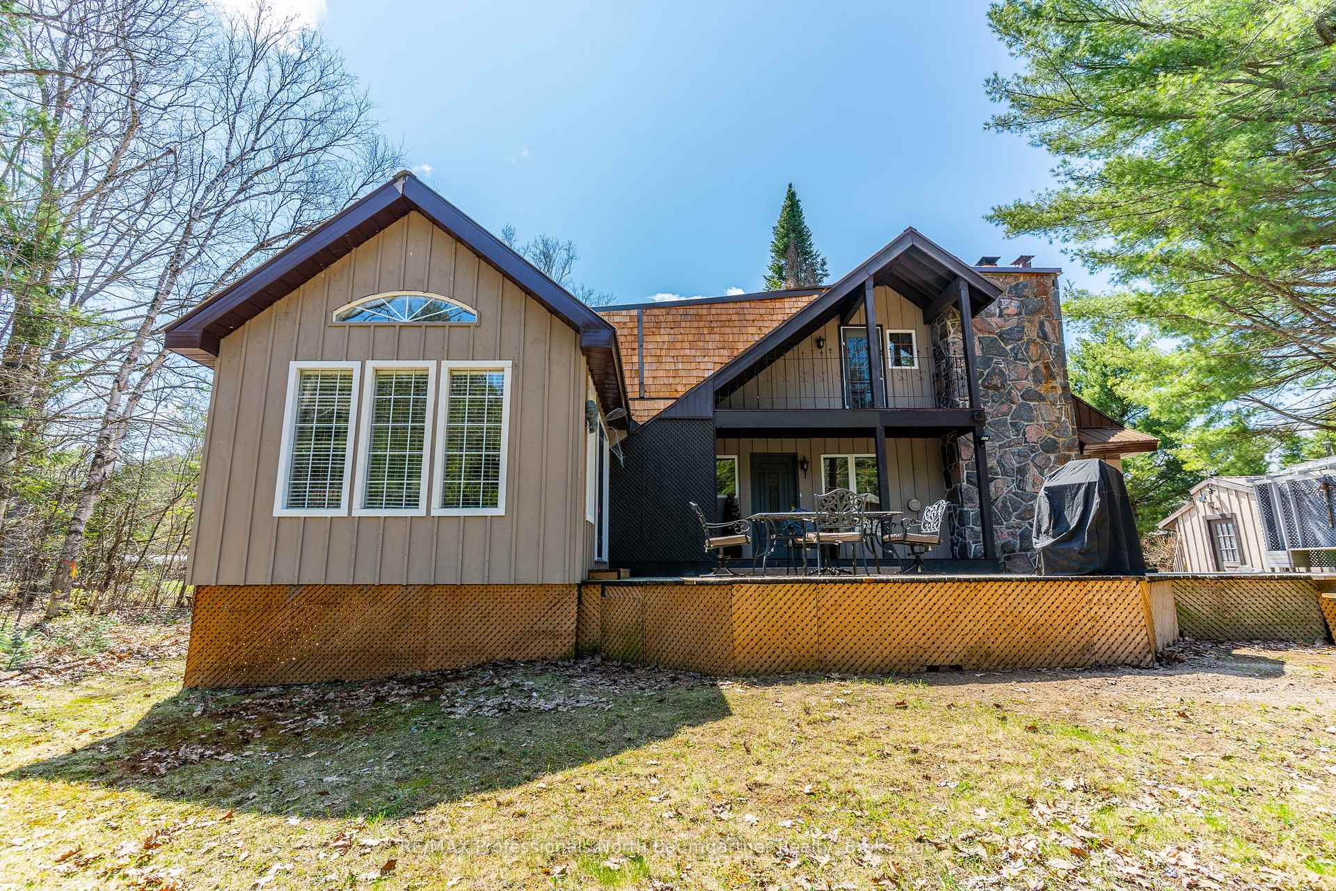 1065 Cloverleaf Road, Algonquin Highlands, ON K0M 1J2, Algonquin Highlands — photo 1