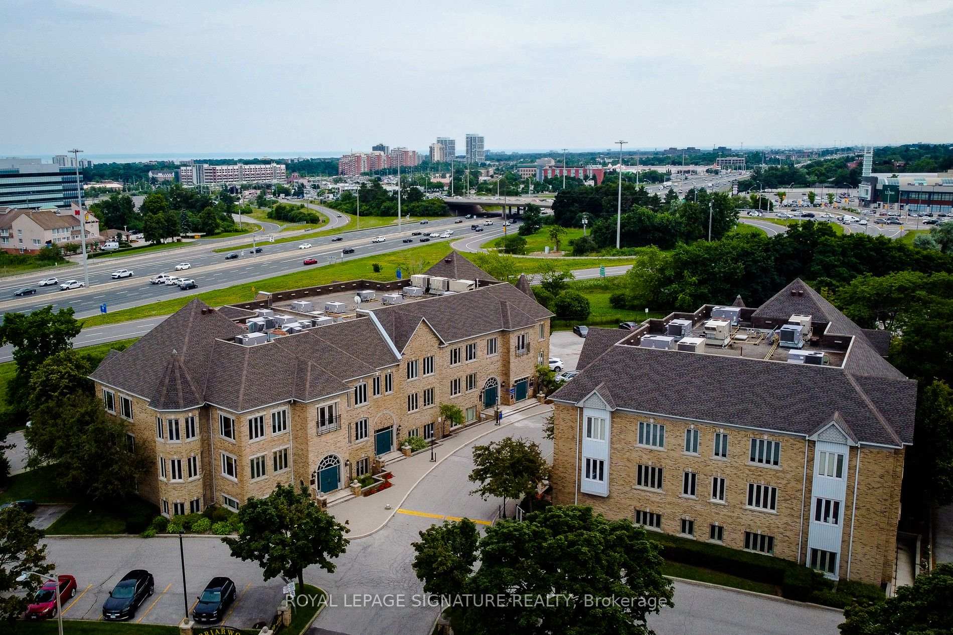 416 North Service Road E 300, Oakville, ON L6H 5R2, Oakville — photo 1