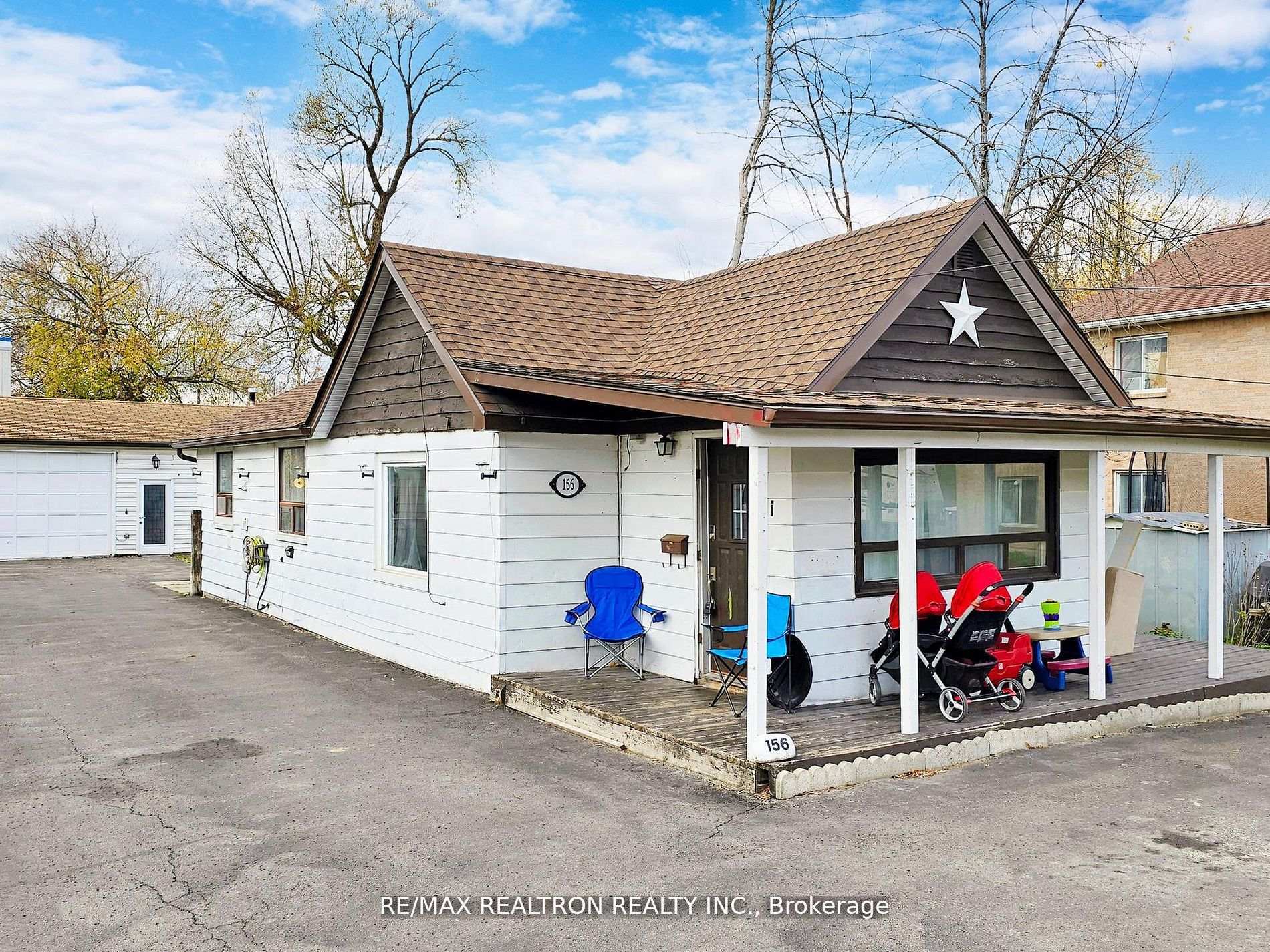 156 The Queensway Street S, Georgina, ON L4P 2A2, Georgina — photo 1