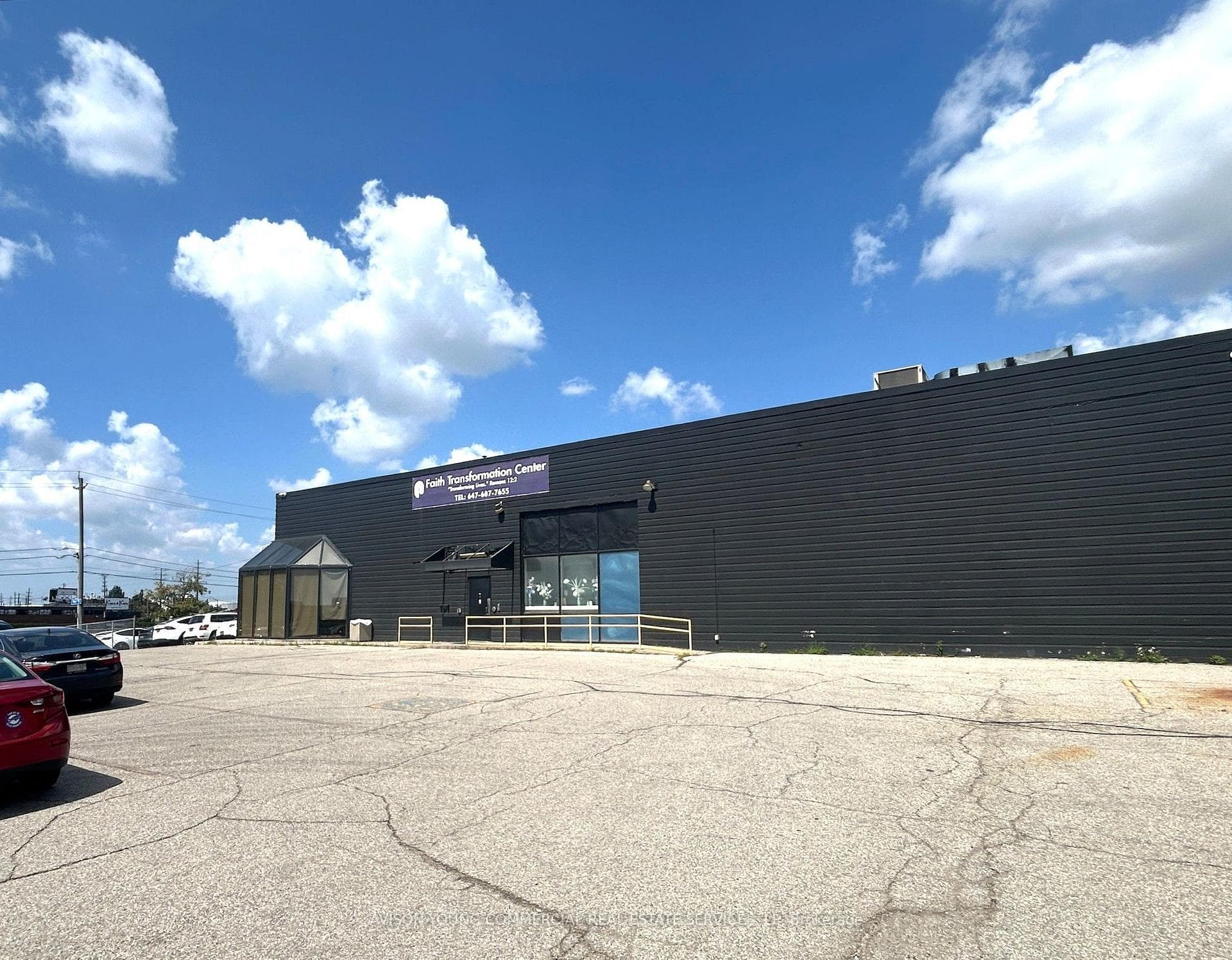 1117 Finch Avenue W B, Toronto, ON M3J 2P7, Toronto W05 — photo 1