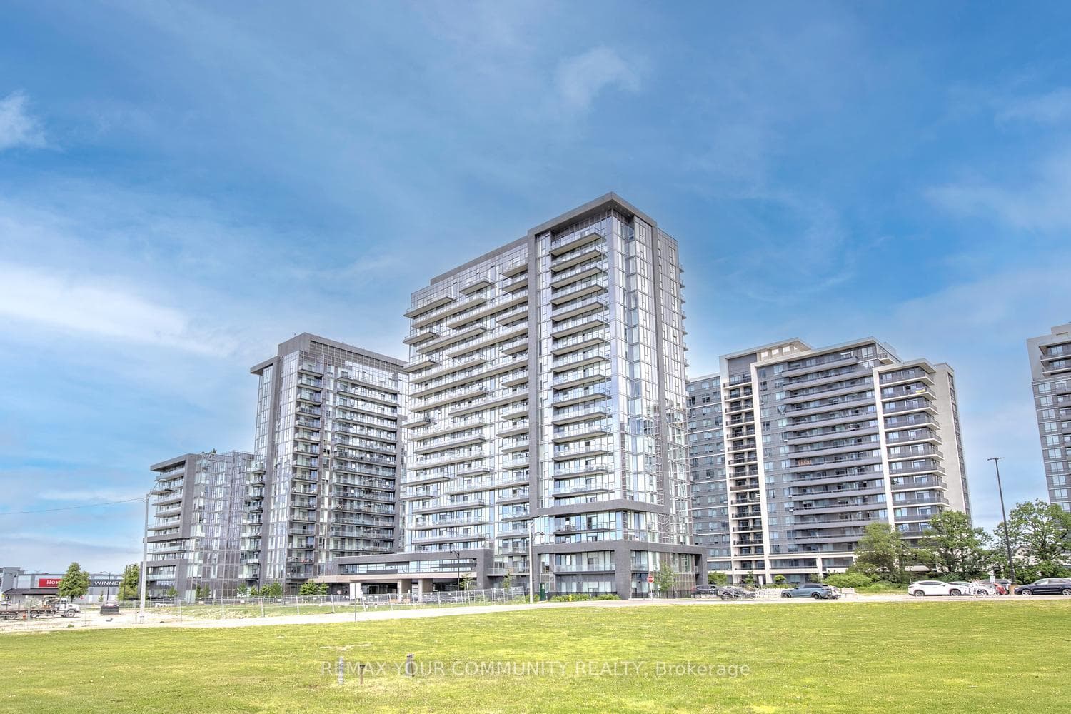 20 Gatineau Drive 406, Vaughan, ON L4J 0L3, Vaughan — photo 1