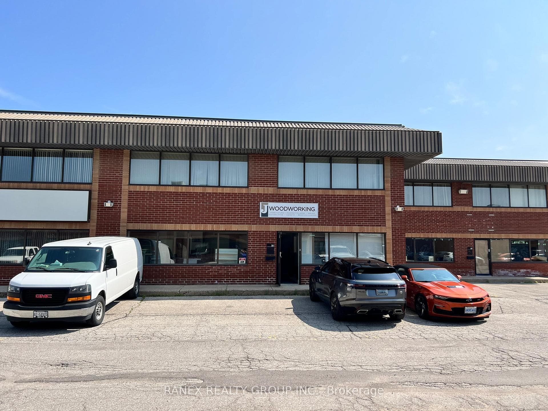 1210 Mid Way Boulevard 16, Mississauga, ON L5T 2H2, Mississauga — photo 1