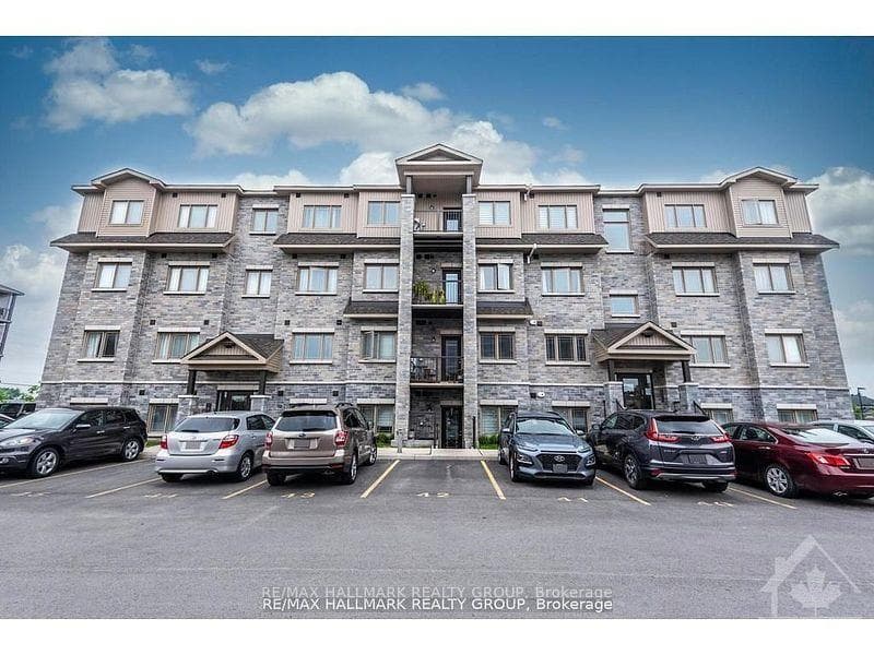 340 Tribeca Private 10, Barrhaven, ON K2J 6B4, Barrhaven — photo 1