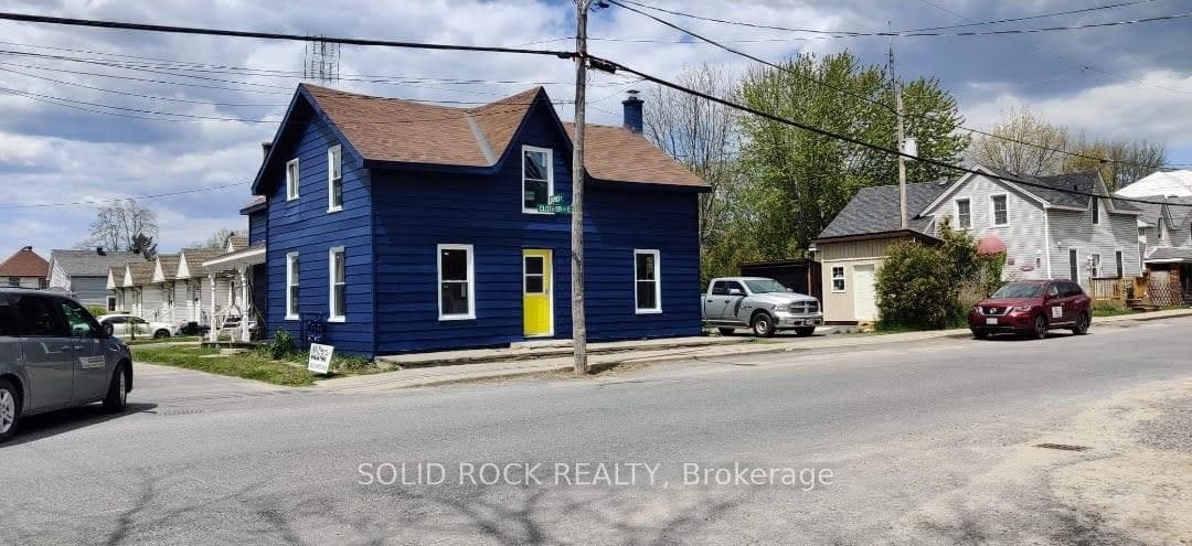 201 Clothier St Street E, North Grenville, ON K0G 1J0, North Grenville — photo 1