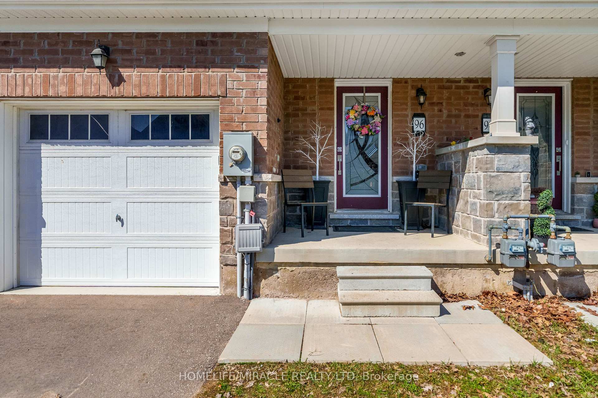 96 Esther Crescent S, Thorold, ON L3B 0G3, Thorold — photo 1