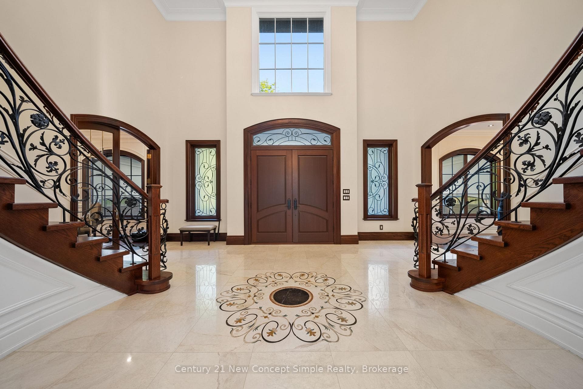 2637 Bluffs Way, Burlington, ON L7M 0T8