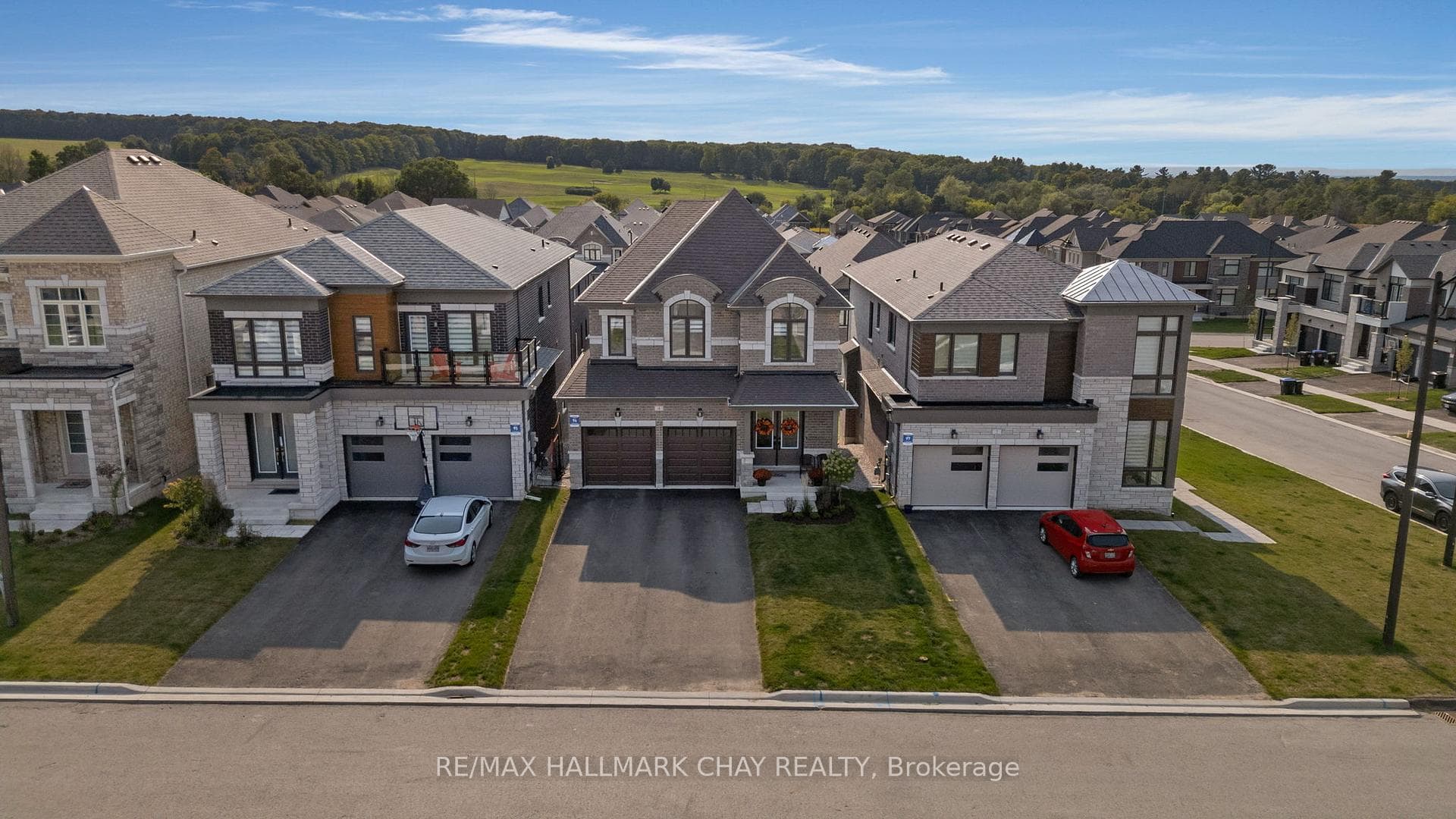 4 Periwinkle Road, Springwater, ON L9X 2E2, Springwater — photo 1
