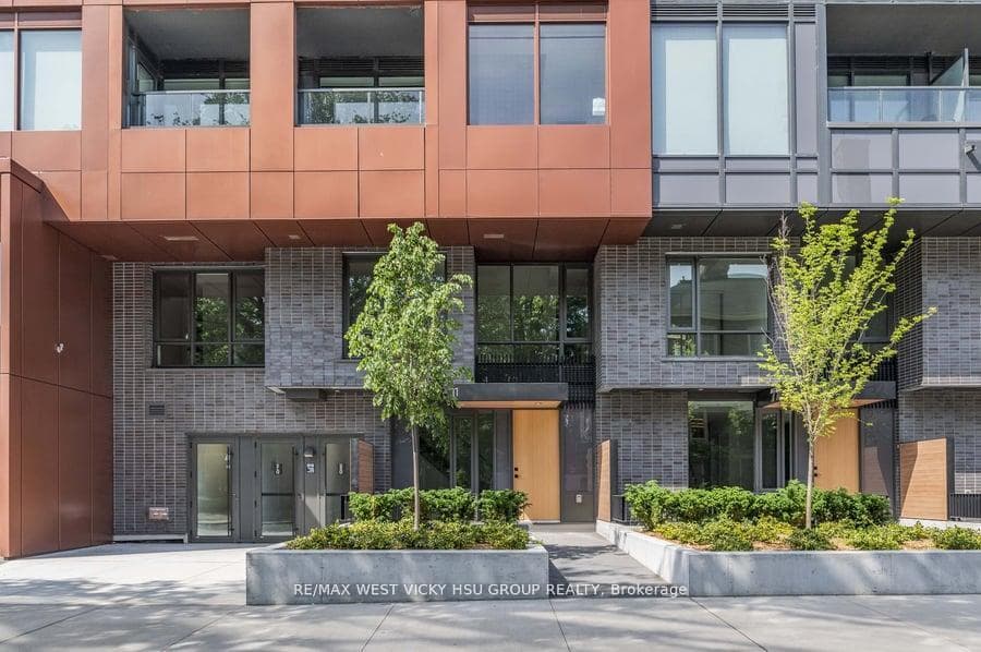 28 Eastern Avenue TH105, Toronto, ON M5A 0Y2, Toronto C08 — photo 1