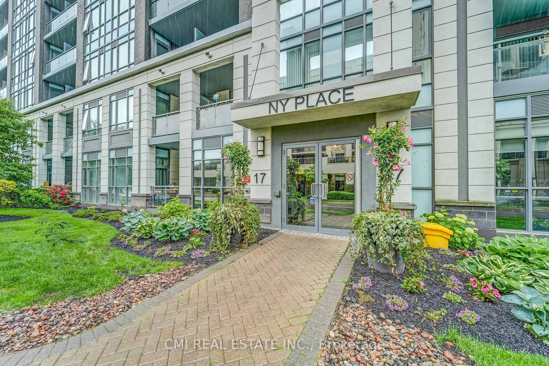 17 Kenaston Gardens 509, Toronto, ON M2K 0B9, Toronto C15 — photo 1