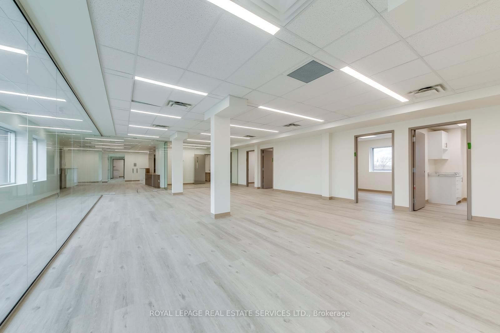 401 Victoria Avenue N 101, Hamilton, ON L8L 5G7, Hamilton — photo 1