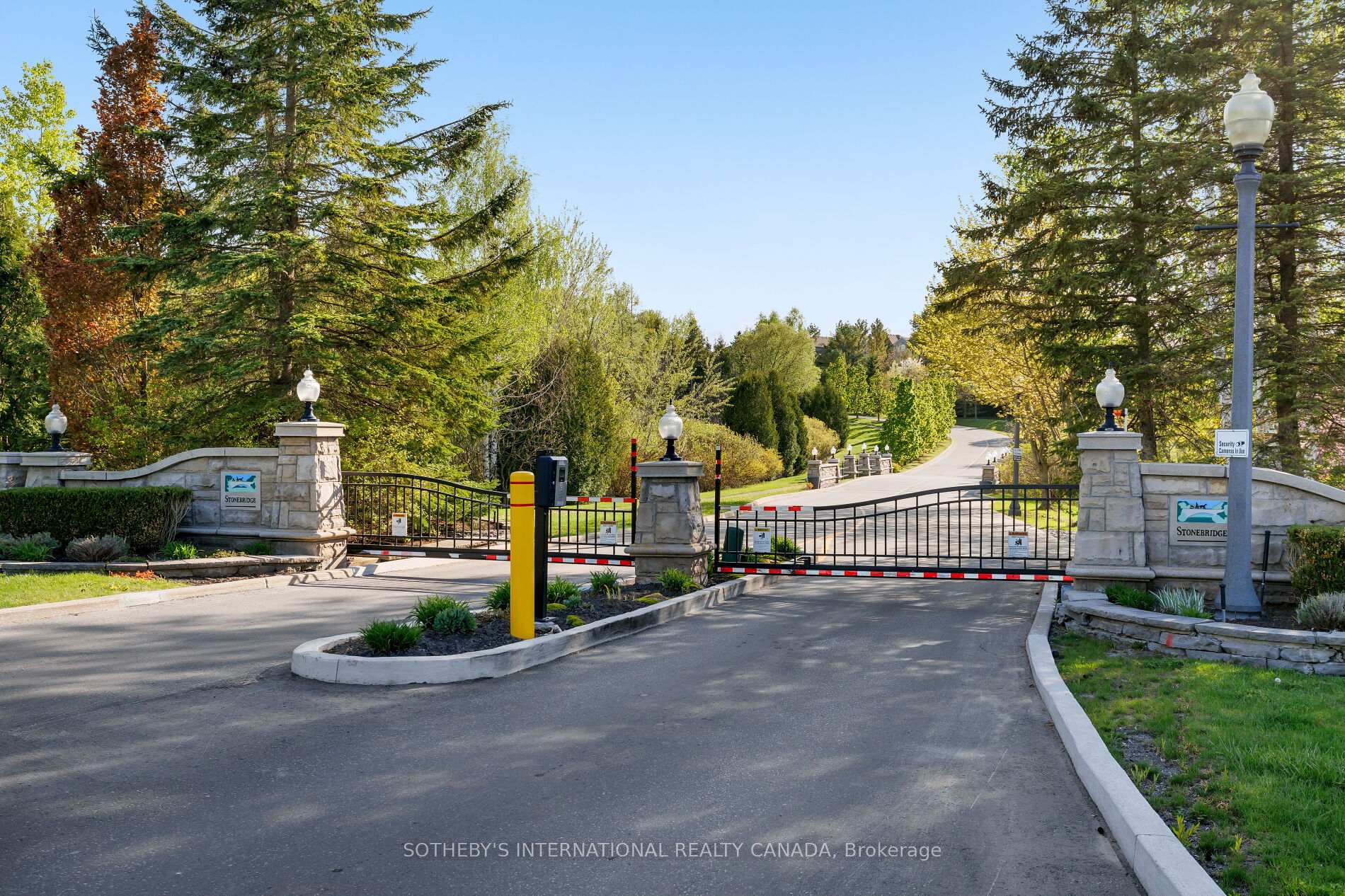 463 Crossing Bridge Place, Aurora, ON L4G 7N1, Aurora — photo 1