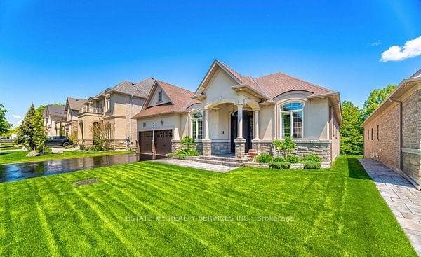 48 Beacon Hill Drive, Brampton, ON L6X 0V7, Brampton — photo 1
