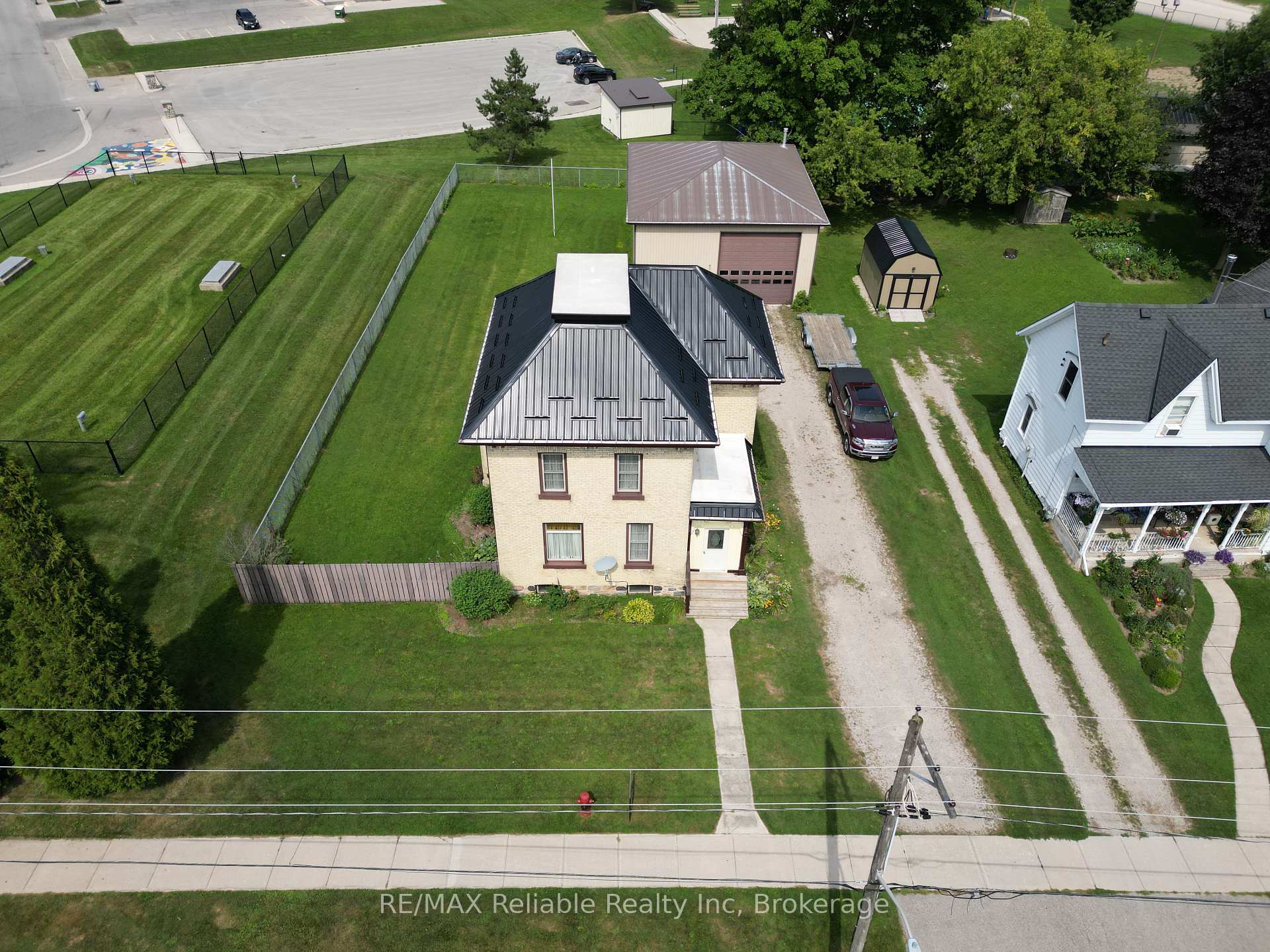 33 Princess Street E, Central Huron, ON N0M 1L0, Central Huron — photo 1