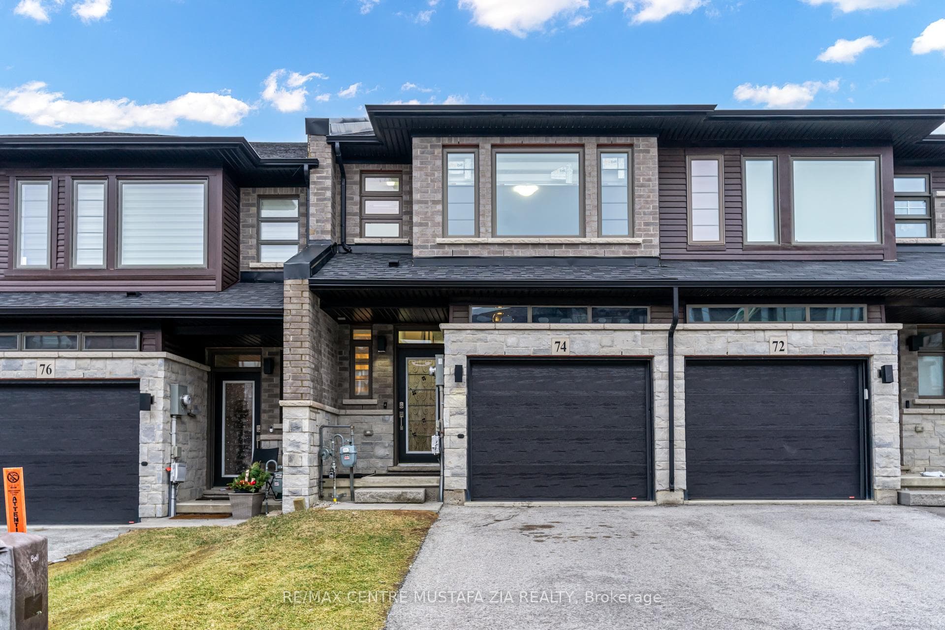 74 Soho Street, Hamilton, ON L8J 0L4, Hamilton — photo 1