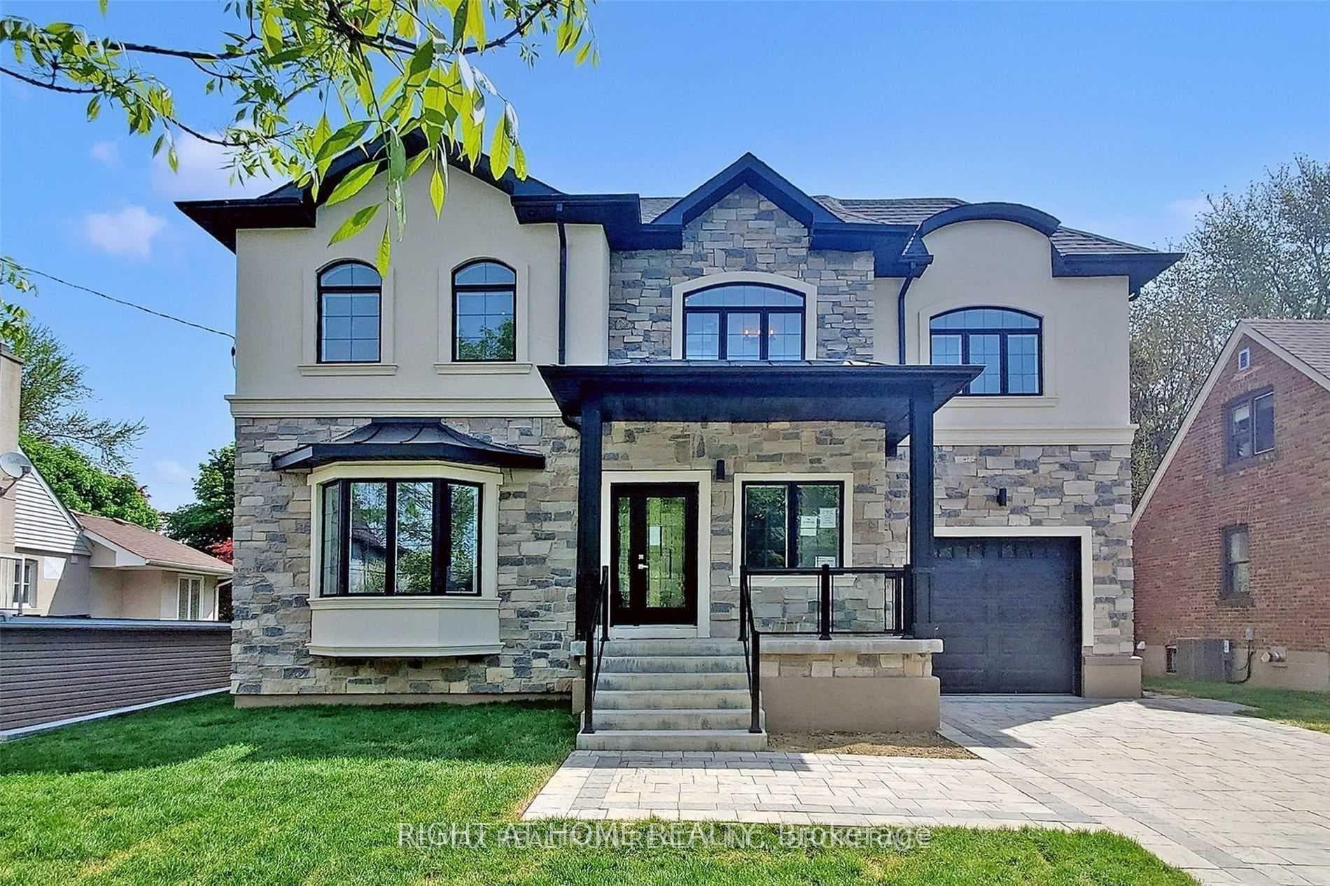 67 Scarborough Heights Boulevard, Toronto, ON M1M 2V5, Toronto E08 — photo 1