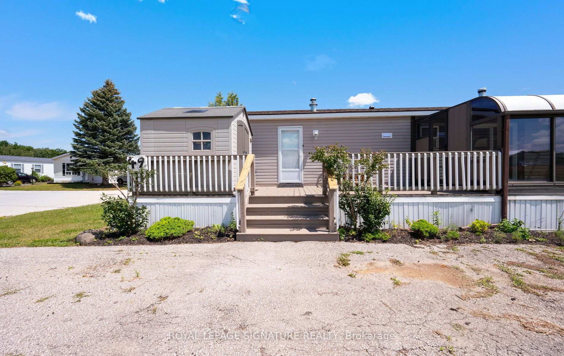 49 Sunrise Circle, Bradford West Gwillimbury, ON L3Z 3W9, Bradford West Gwillimbury — photo 1