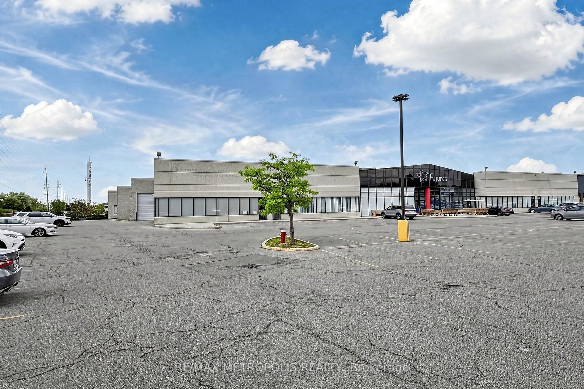 6991 Millcreek Drive 13, Mississauga, ON L5N 6B9, Mississauga — photo 1