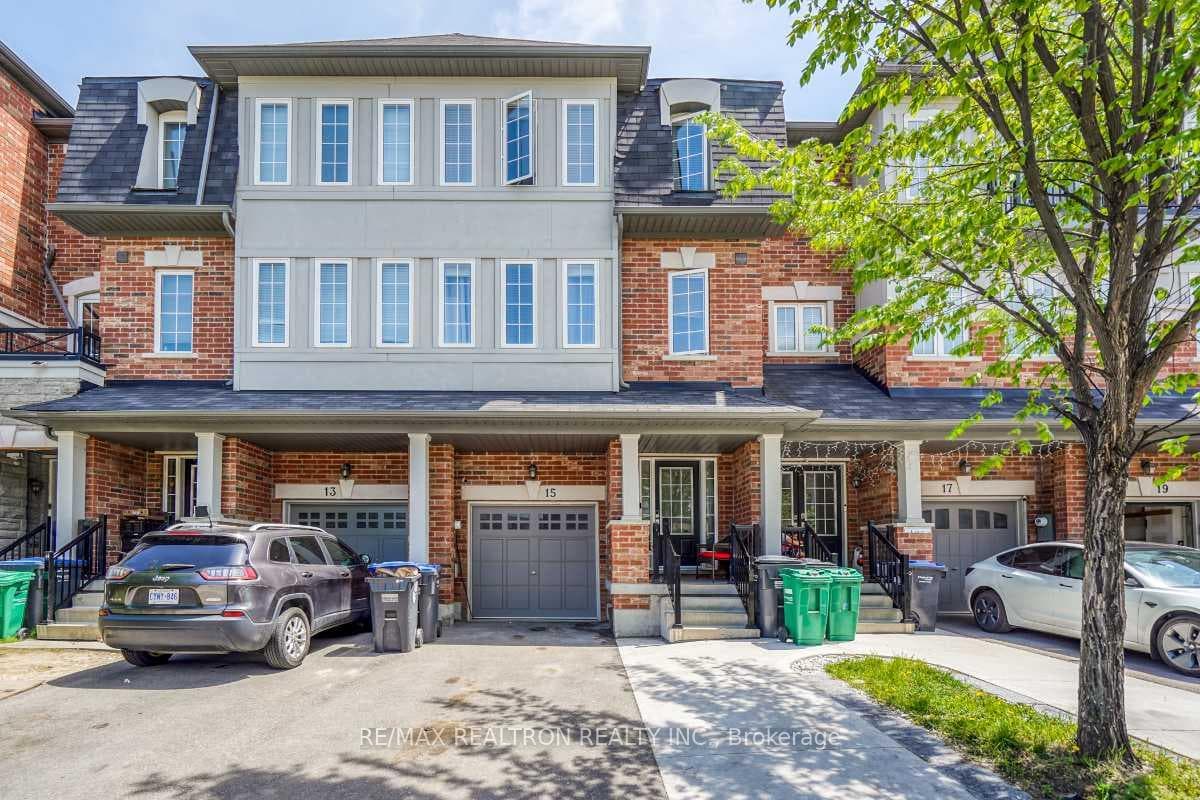 15 Sprucewood Road, Brampton, ON L6Z 0J3, Brampton — photo 1