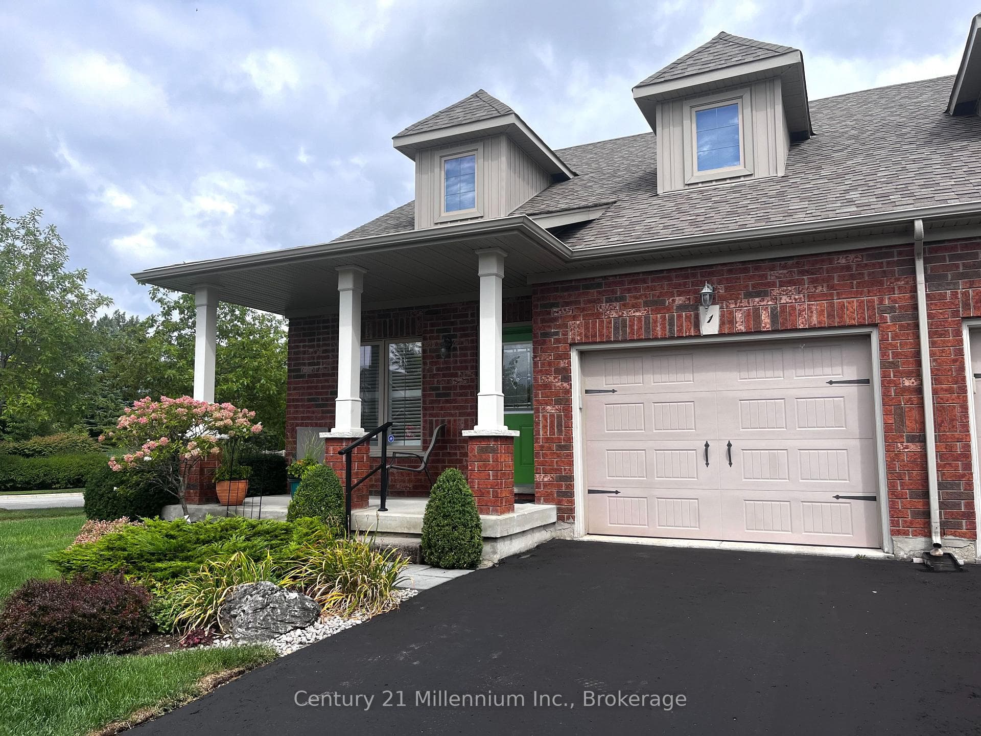 1 Barr Street, Collingwood, ON L9Y 2L7, Collingwood — photo 1