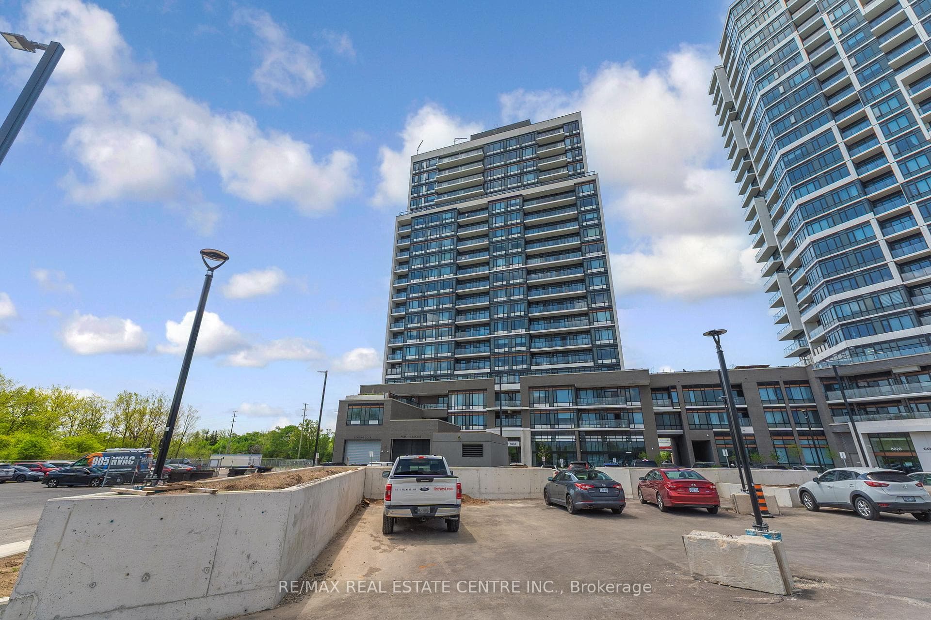 8010 Derry Road 1402, Milton, ON L9T 9N3, Milton — photo 1