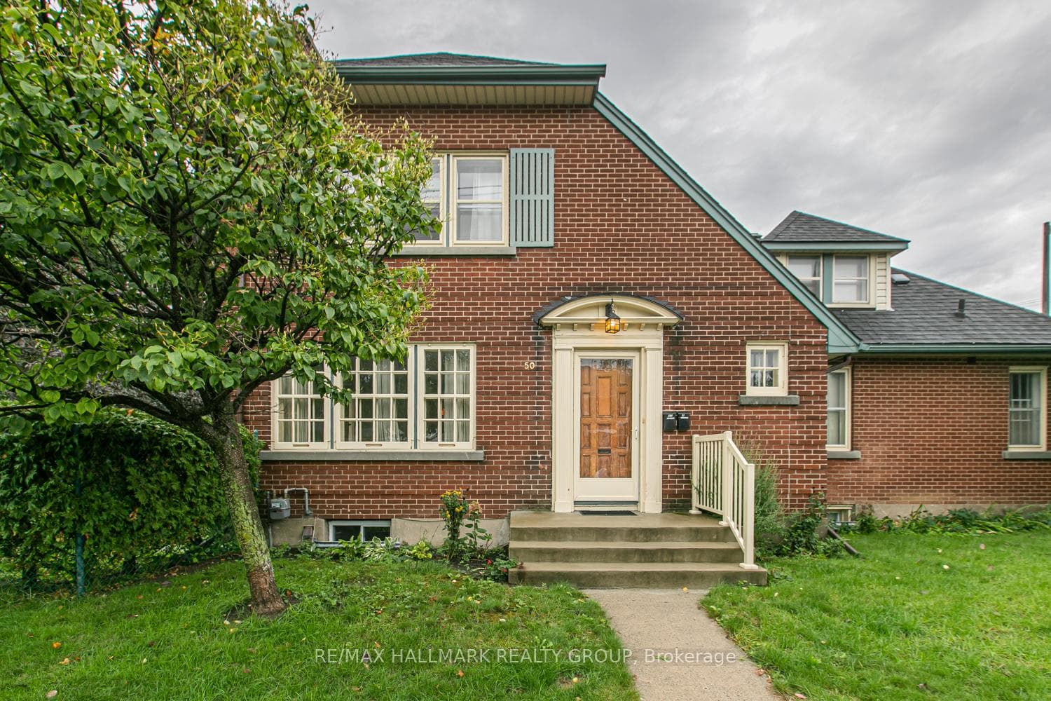 50 Tyndall Street, Tunneys Pasture and Ottawa West, ON K1Y 3J8, Tunneys Pasture and Ottawa West — photo 1