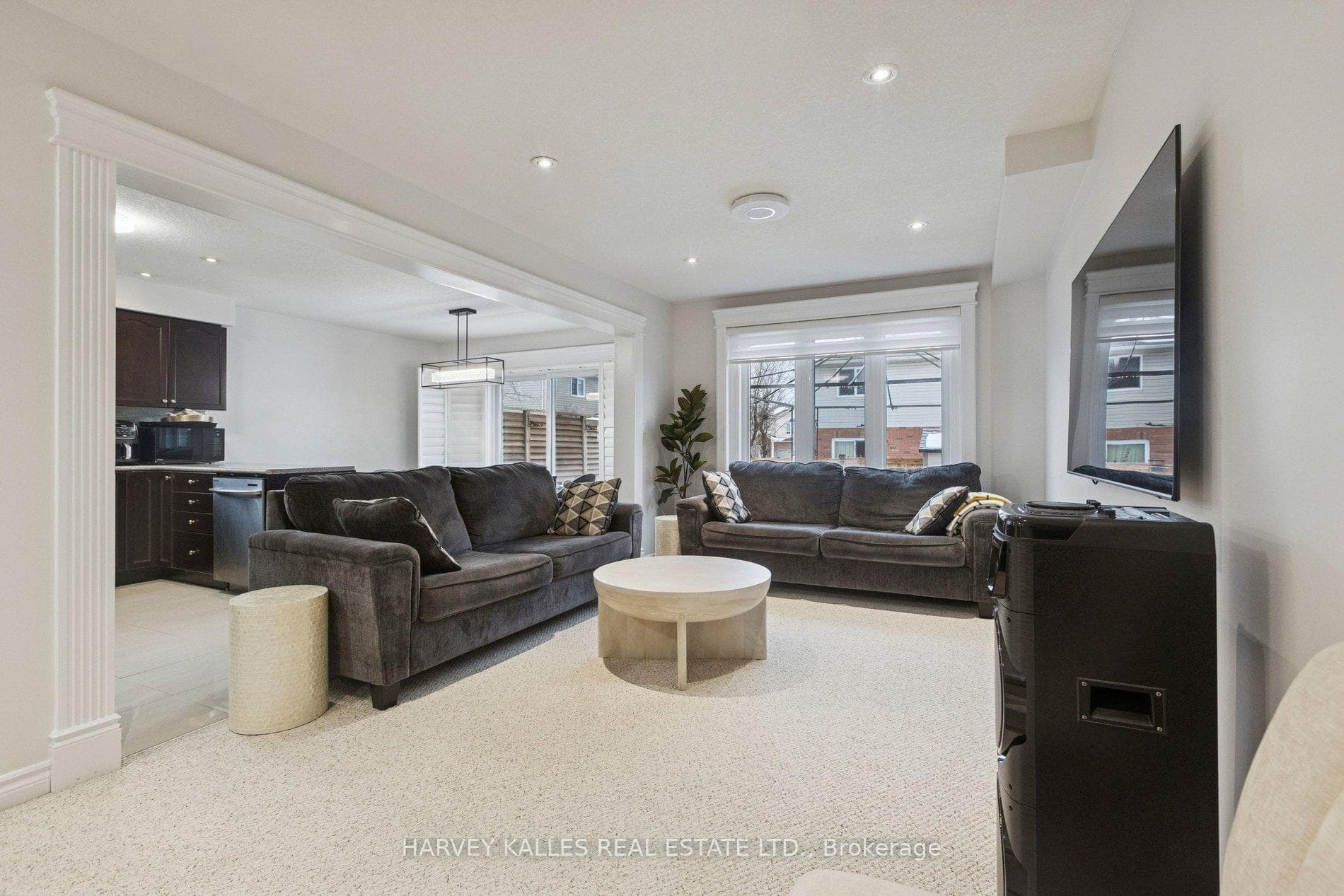 409 Tealby Crescent, Waterloo, ON N2J 4Y8, Waterloo — photo 1