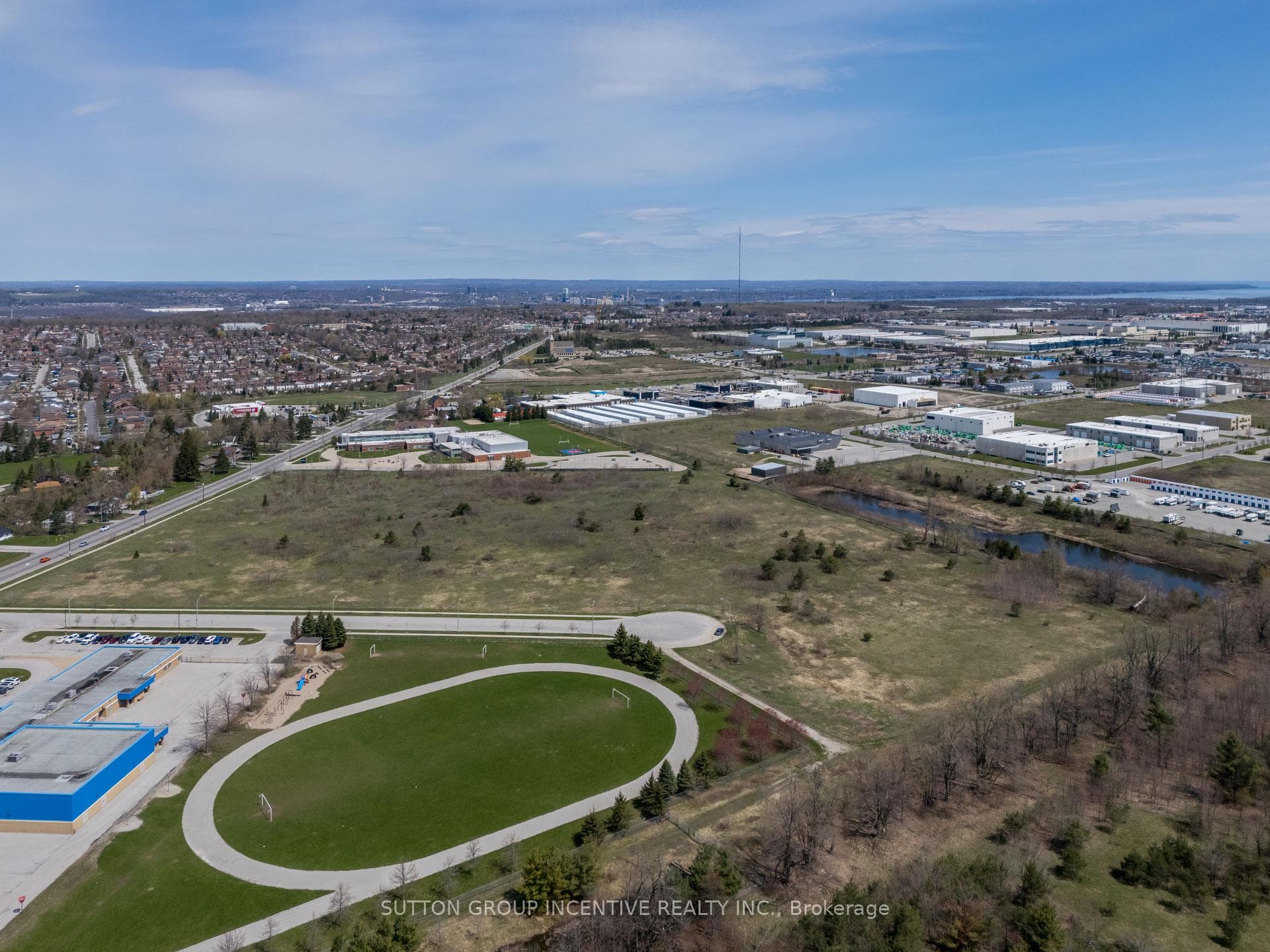 740 Essa Road, Barrie, ON L4N 9E9, Barrie — photo 1