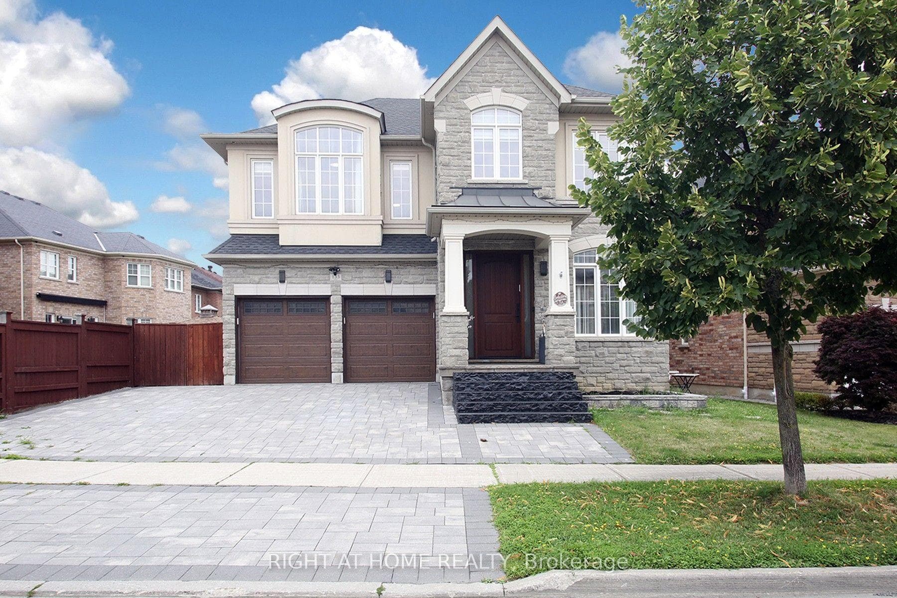 133 Woodville Drive, Vaughan, ON L6A 4K4, Vaughan — photo 1
