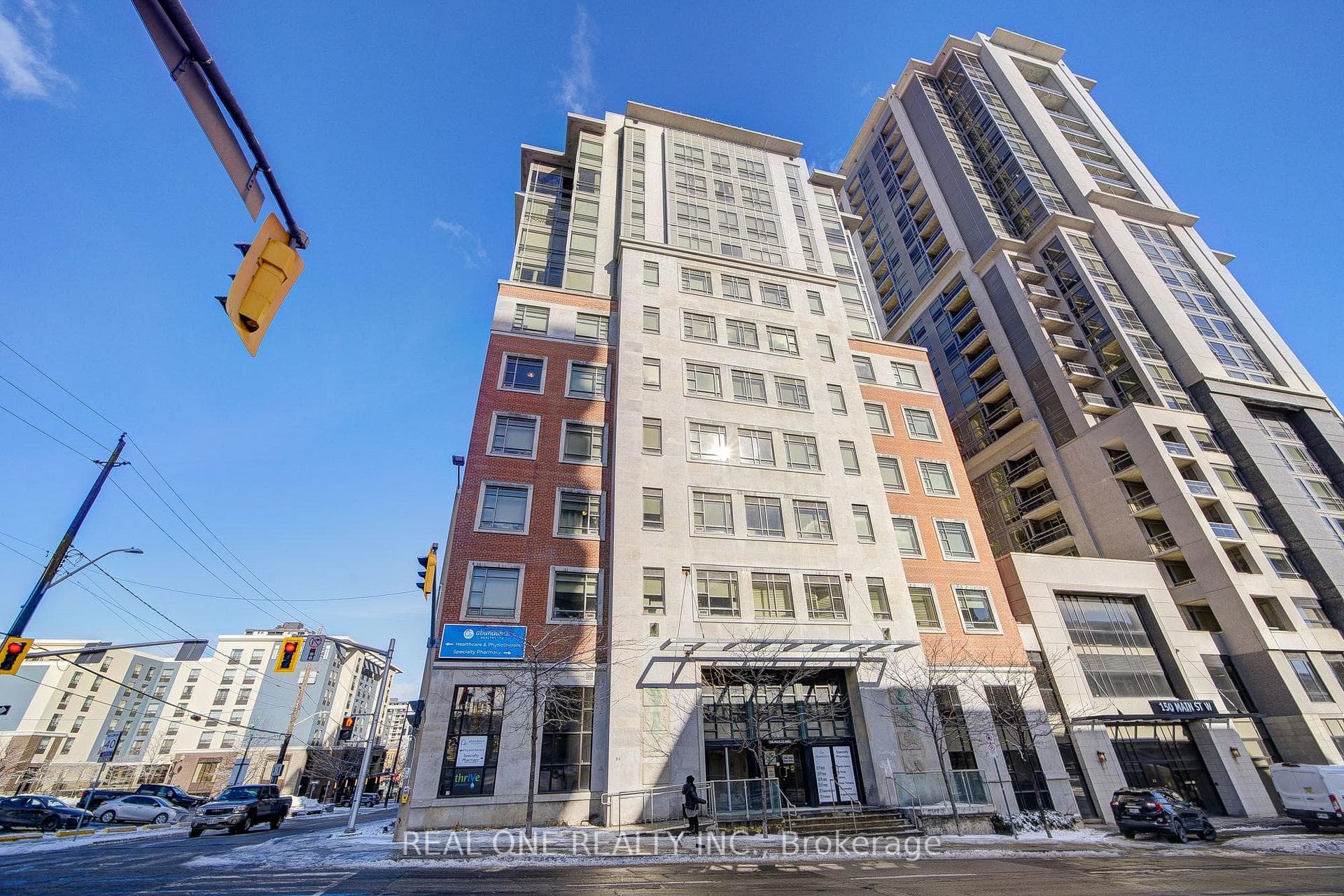 150 Main Street W 503, Hamilton, ON L8P 1H8, Hamilton — photo 1