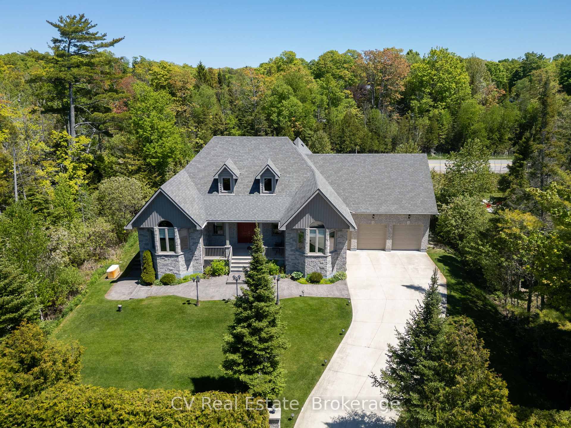 180 St. Edmunds Crescent, South Bruce Peninsula, ON N0H 2G0, South Bruce Peninsula — photo 1