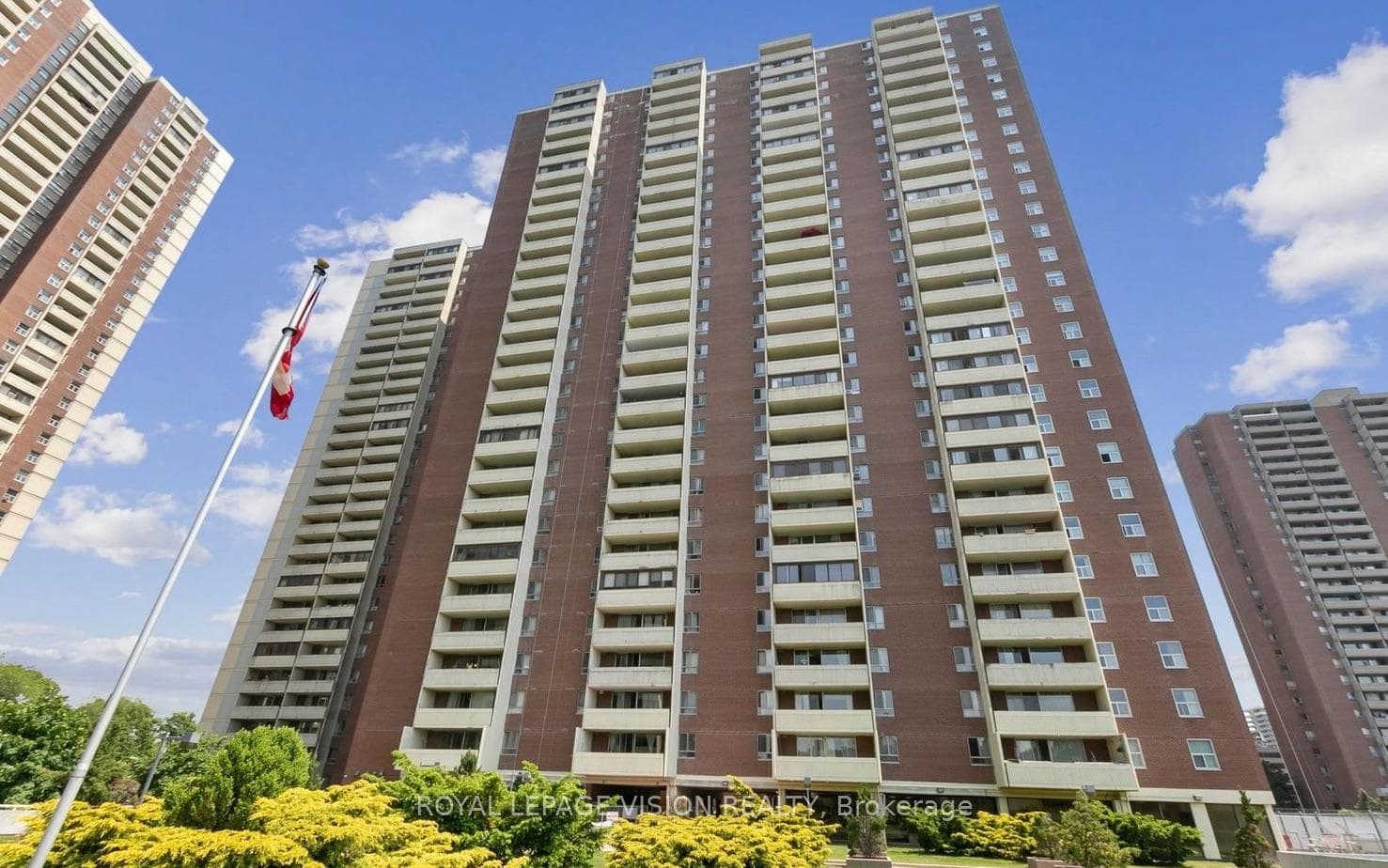 5 Massey Square 2801, Toronto, ON M4C 5L6, Toronto E03 — photo 1