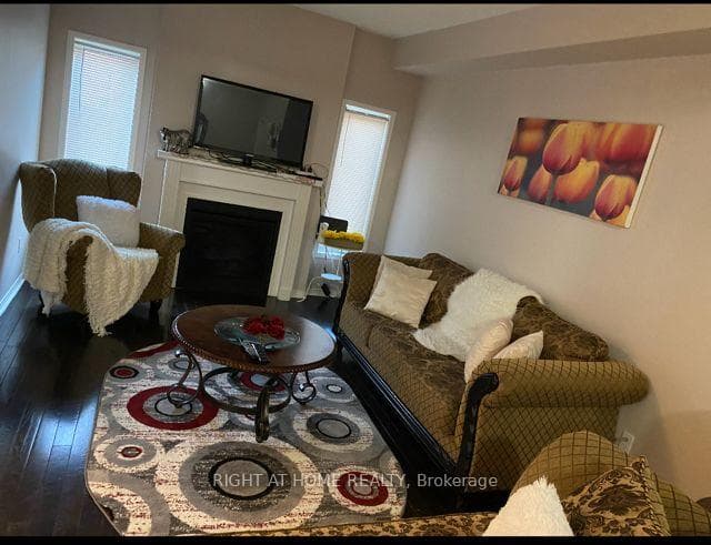 530 Lolita Gardens 1704, Mississauga, ON L5A 3T2, Mississauga — photo 1
