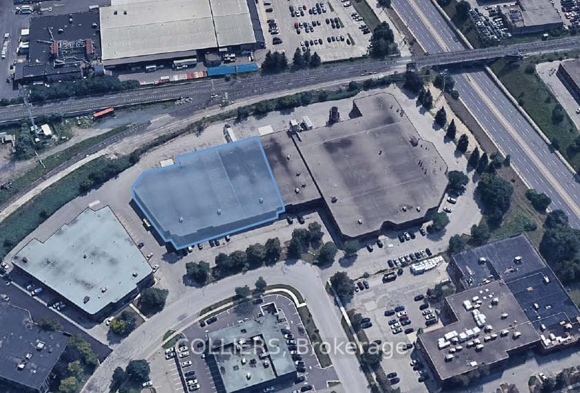 115 Drumlin Circle 1-3, Vaughan, ON L4K 3E6, Vaughan — photo 1