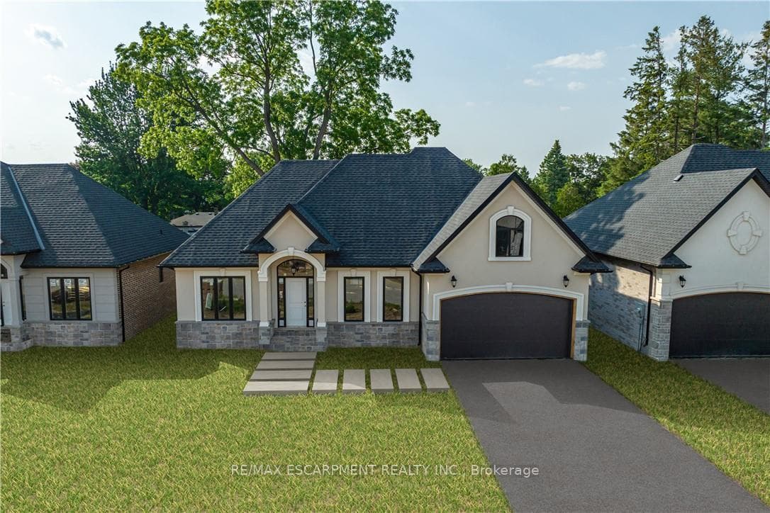 35 Cesar Place, Hamilton, ON L9G 0G3, Hamilton — photo 1
