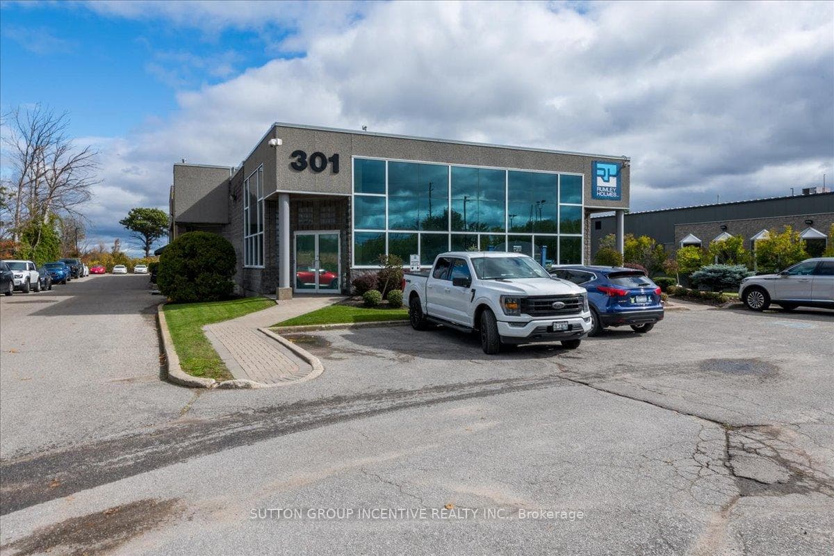47 Harley Court 11, Barrie, ON L4N 8V4, Barrie — photo 1