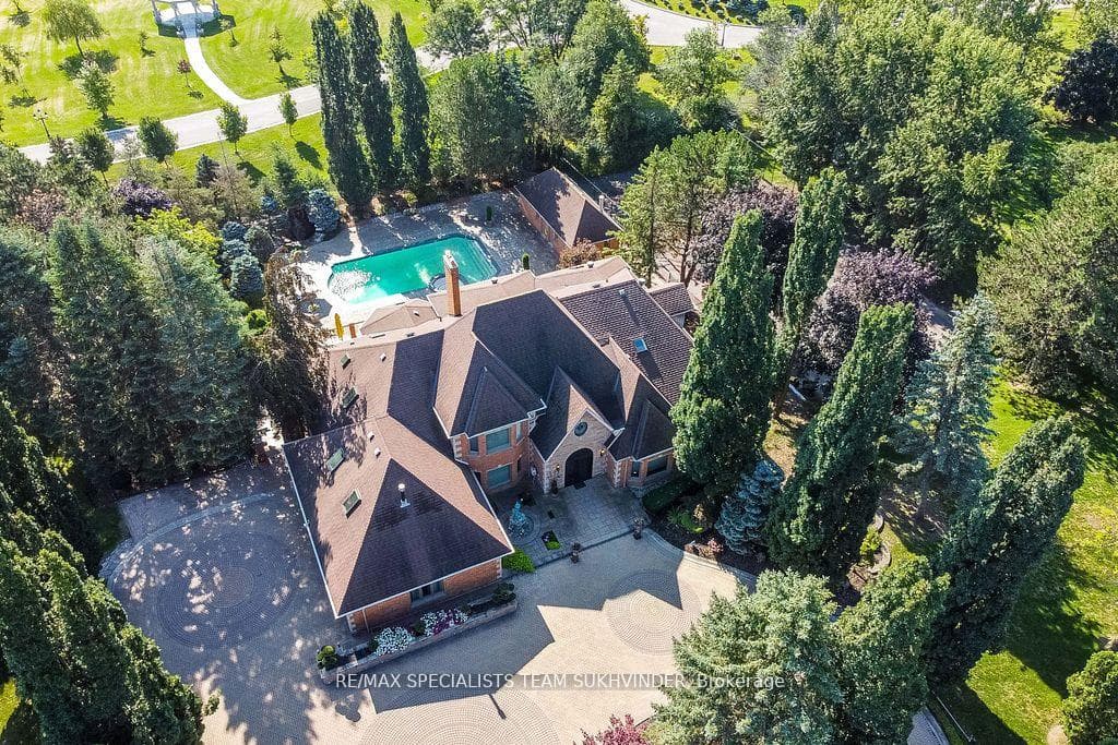 12 Edgeforest Drive, Brampton, ON L6P 0E1, Brampton — photo 1