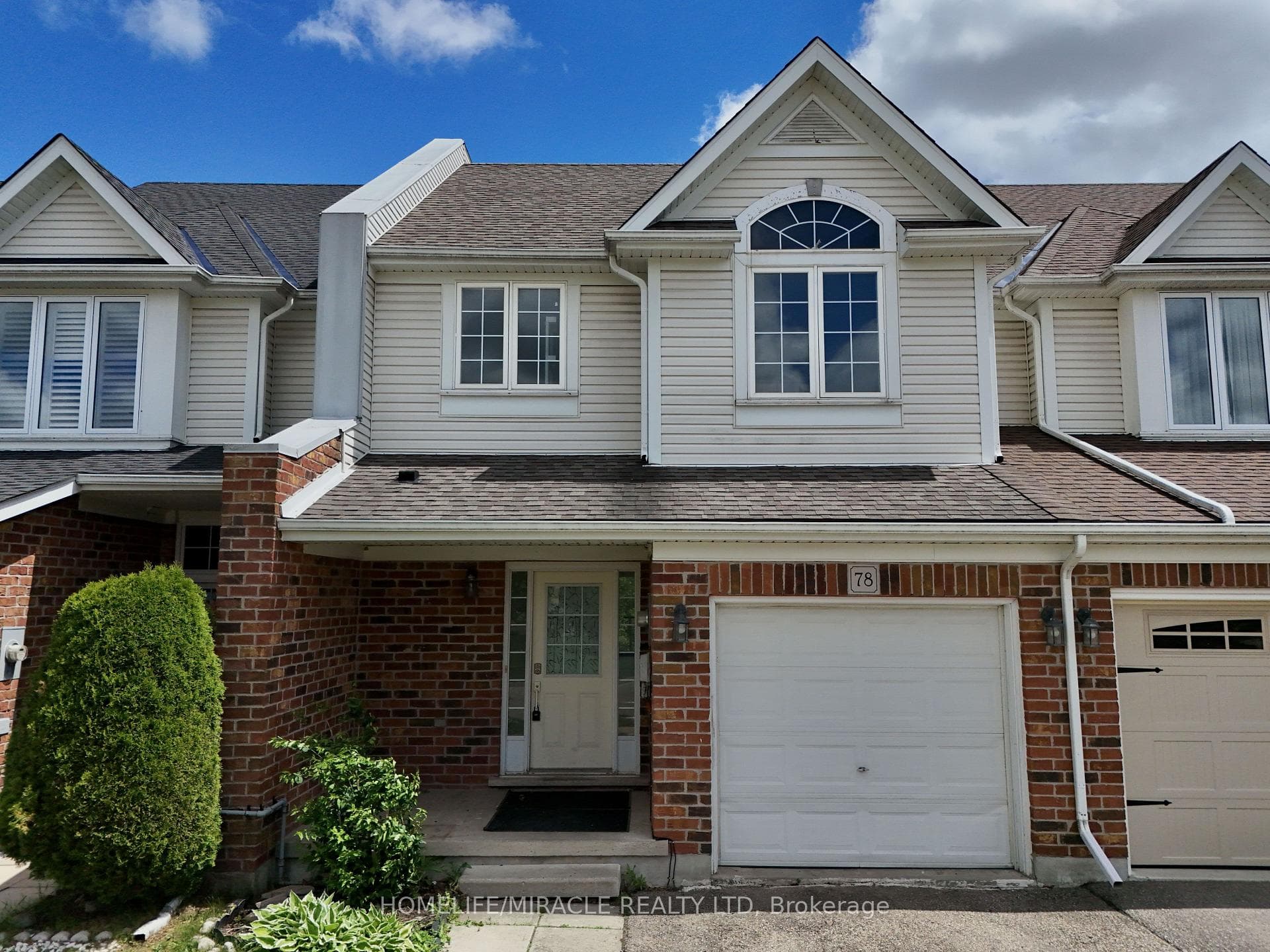 78 Colton Circle, Kitchener, ON N2A 4K4, Kitchener — photo 1