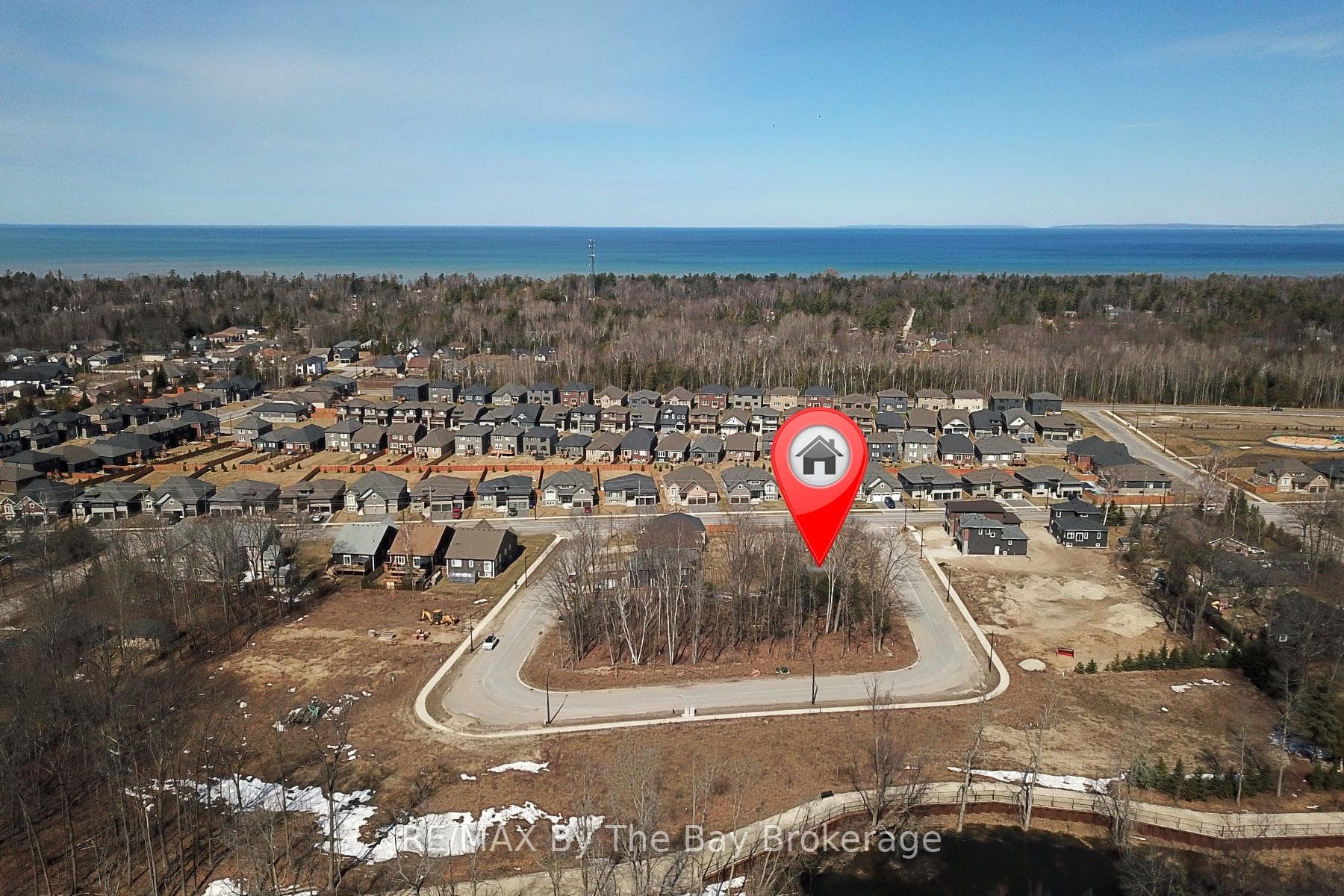 36 Joanne Crescent, Wasaga Beach, ON L9Z 1R4, Wasaga Beach — photo 1