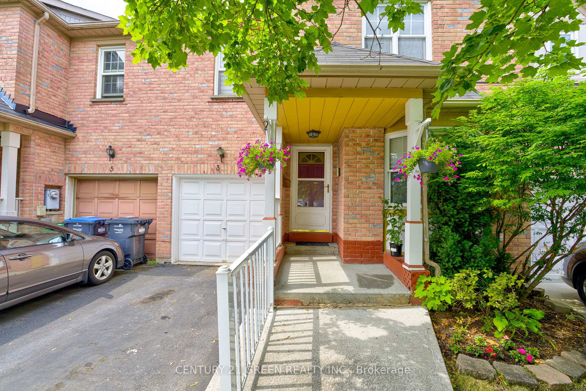 3 Desert Sand Drive, Brampton, ON L6R 1P9, Brampton — photo 1